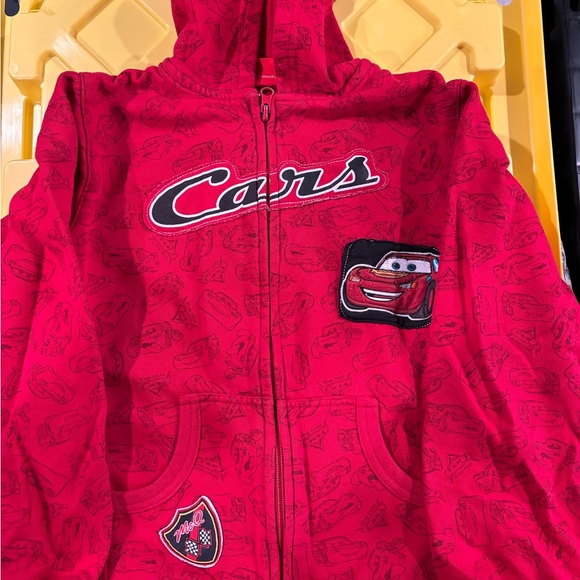 Hoodie Disney Cars Lightning McQueen Very Nice Vibrant Kids Size 7 - Picture 1 of 4